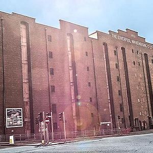 Victoria Warehouse Hotel